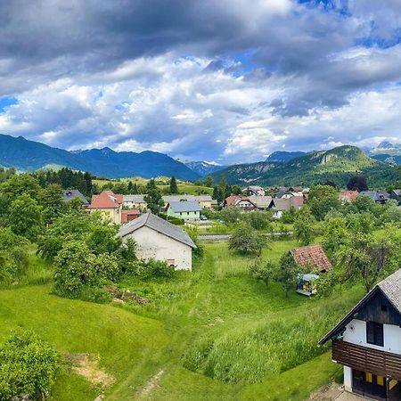 Ferienwohnung Apartma Petra Ravnik - Wanderer'S Hut Bohinj Exterior foto