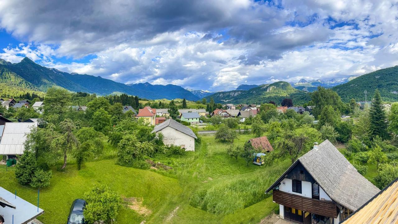 Ferienwohnung Apartma Petra Ravnik - Wanderer'S Hut Bohinj Exterior foto